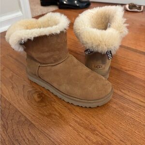 UGG Brown Shearling Boots with Polka Dot Bows